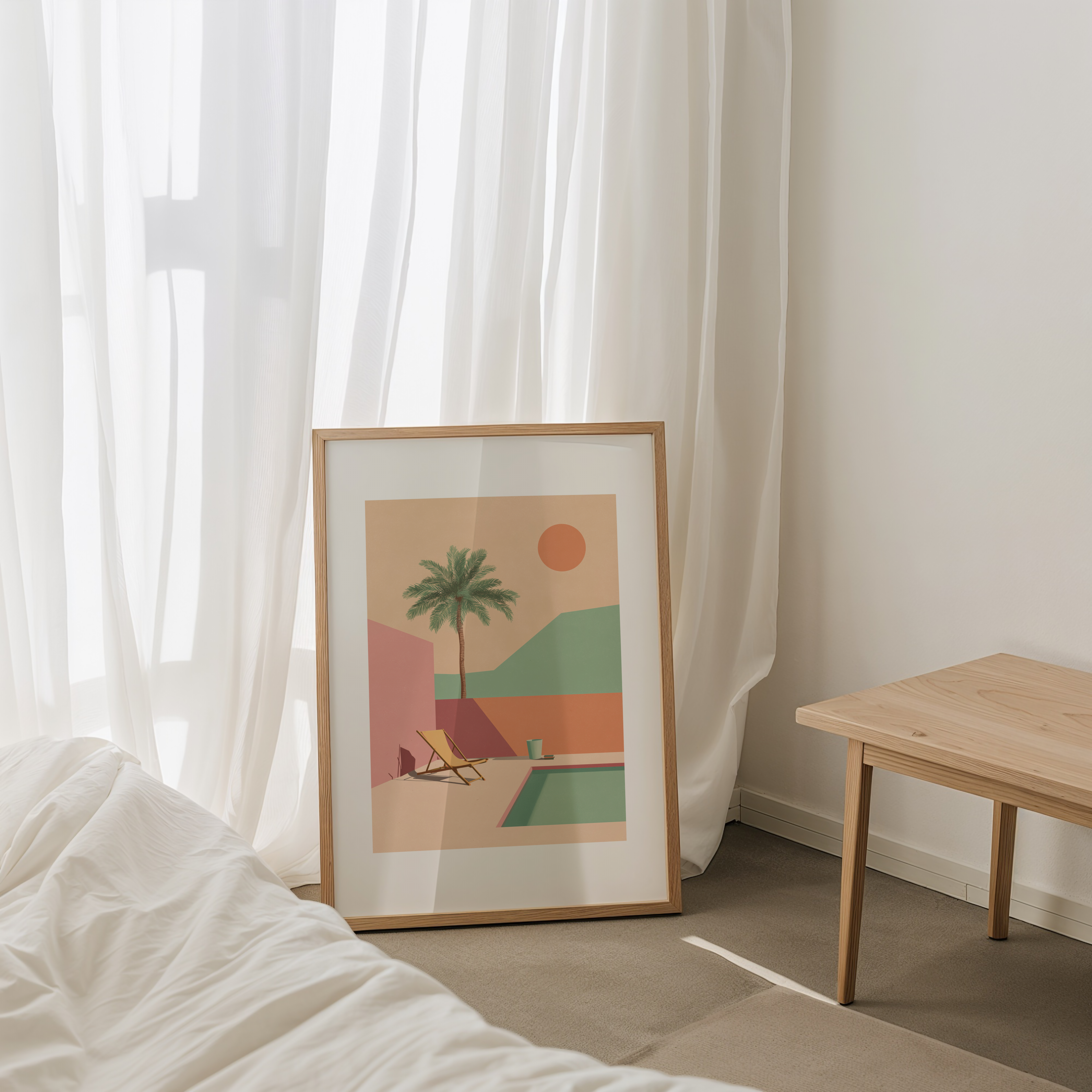 אילוסטרציה מינימליסטית של בריכה עם כיסא נוח, דקל, ושמש כתומה, על רקע גיאומטרי בגווני ורוד, כתום וירוק.