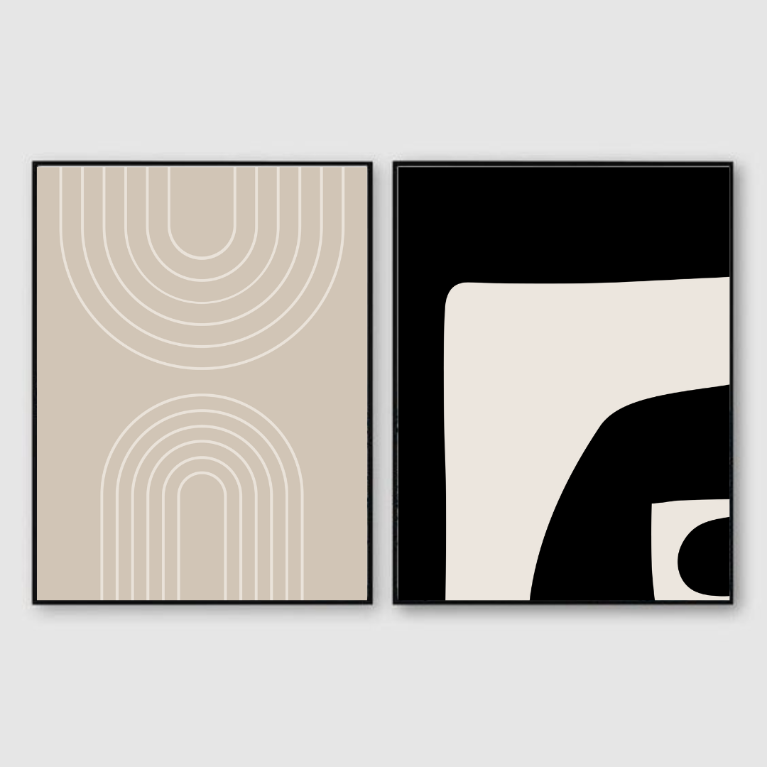 צמד יצירות אמנות גיאומטריות מינימליסטיות בשחור ולבן, עם צורות מופשטות וקווים נקיים, מתאים לעיצוב פנים מודרני.