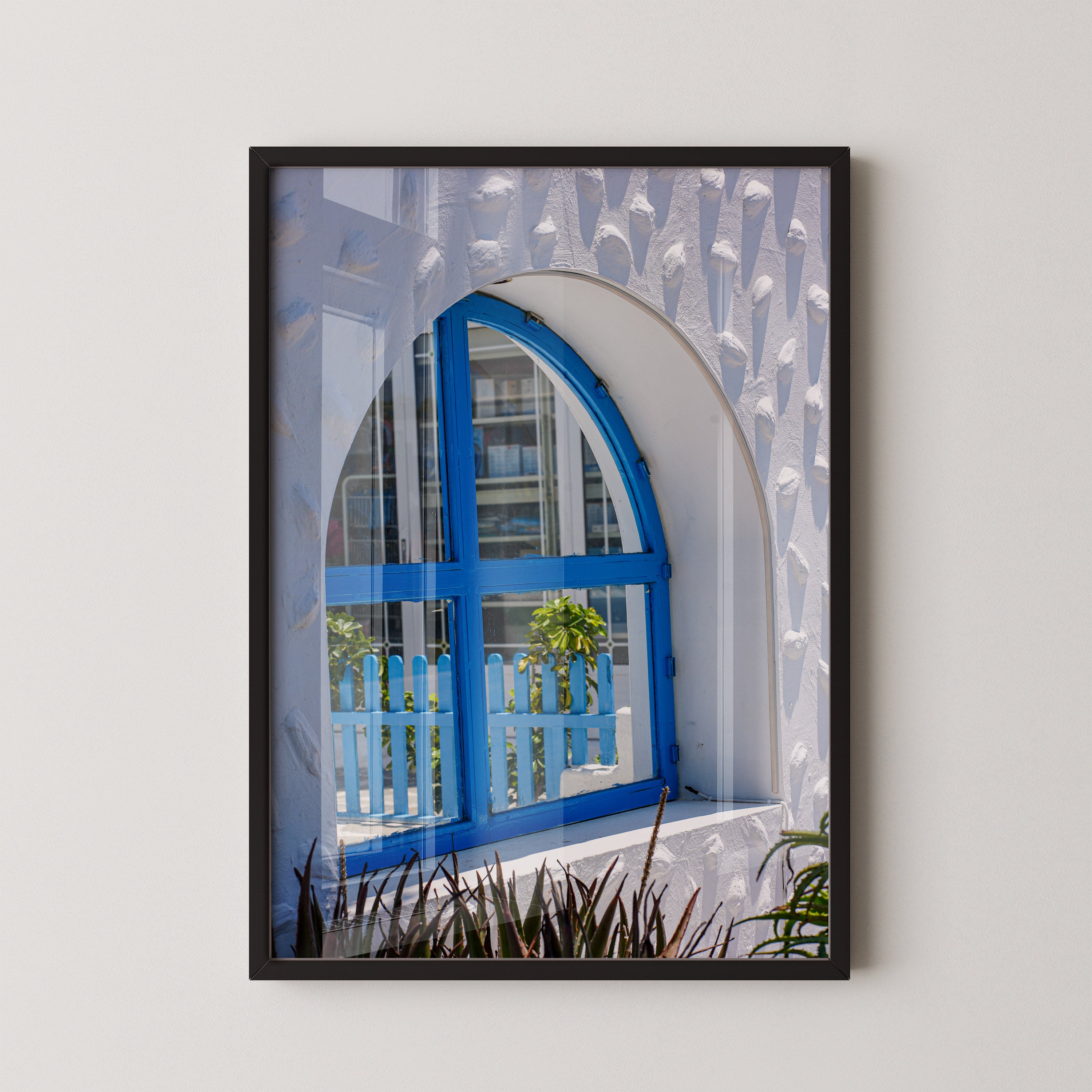 Blue Arch | Danielle Barlot