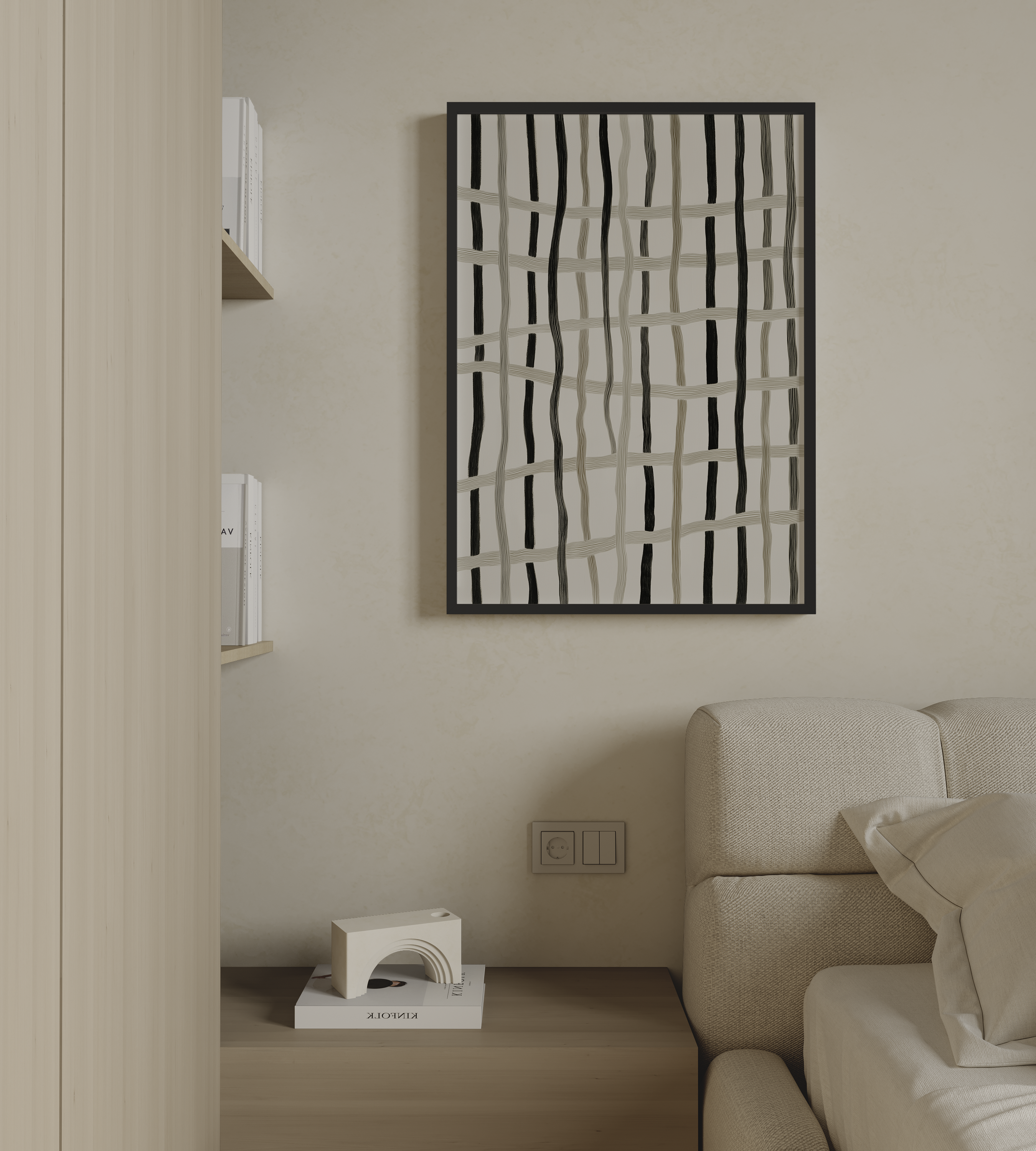 הדפס אמנותי מופשט בשם Elven עם קווים אנכיים ואופקיים בגווני שחור ואבן, במסגרת עץ, בסגנון מינימליסטי טבעי.