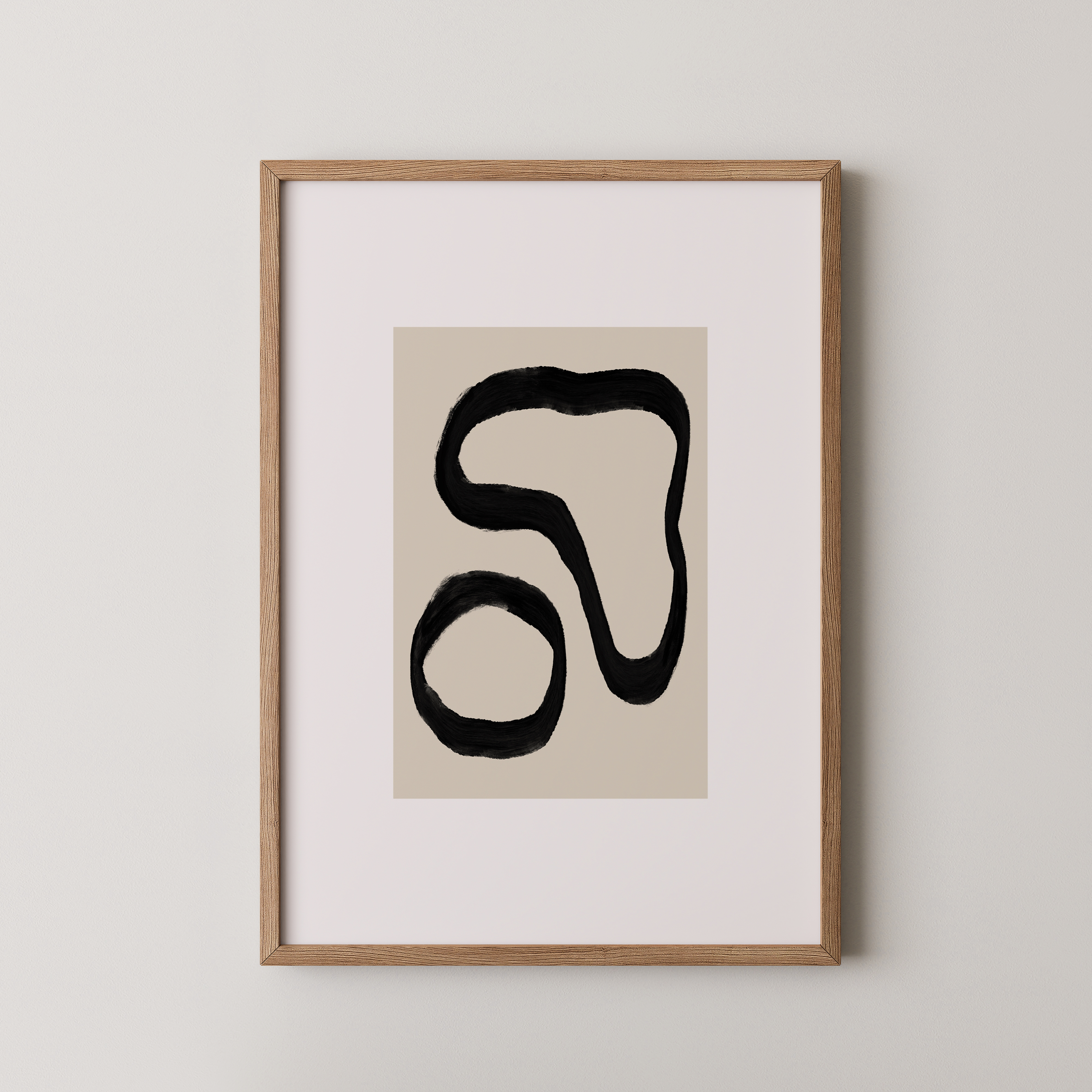 יצירה מינימליסטית בקווים שחורים מופשטים על רקע בגוון ניטרלי – Elvoro.