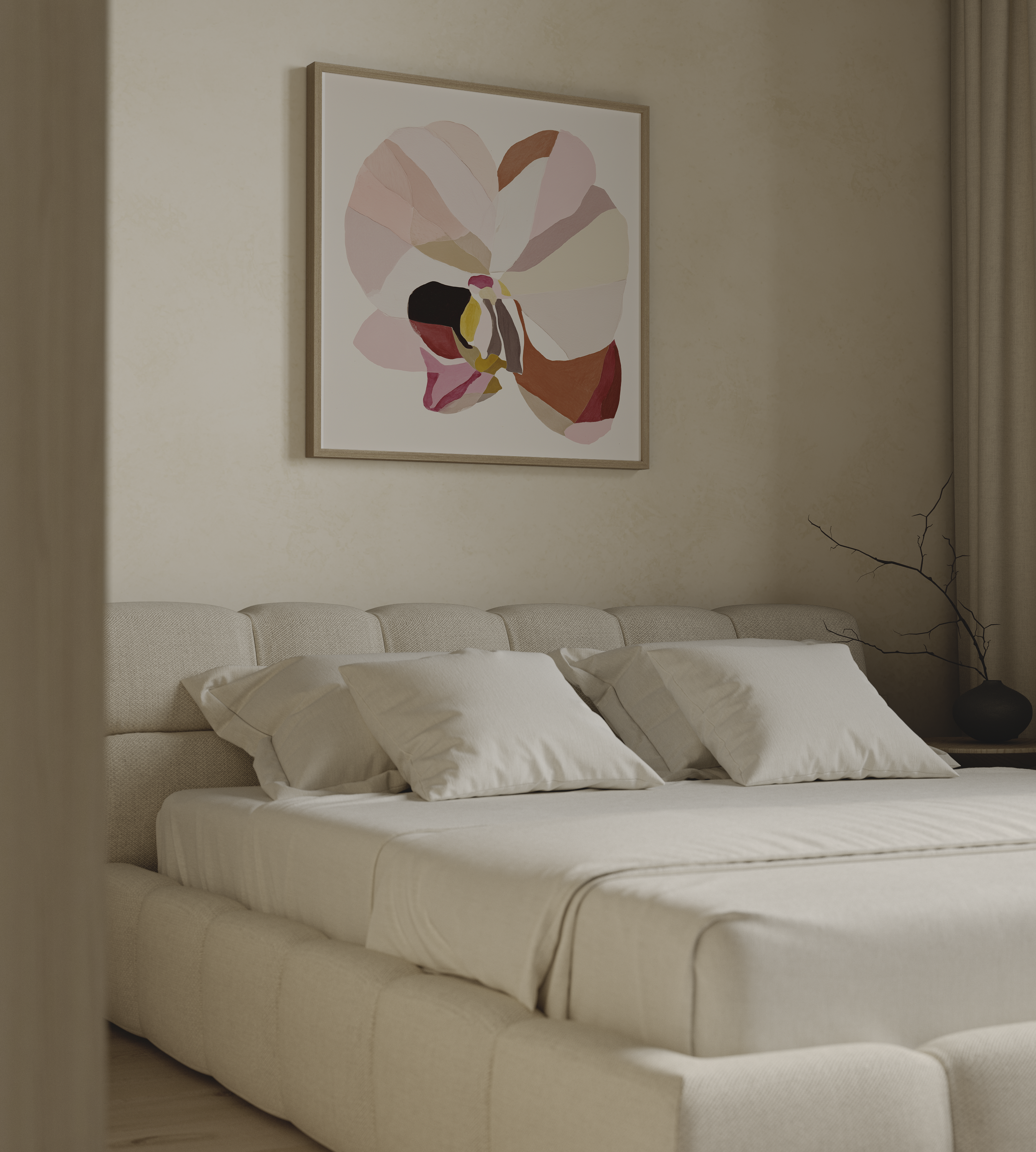 יצירה אבסטרקטית פרחונית בגווני ורוד, שמנת, חמרה ובורדו מאת דניאל ברלוט במסגרת עץ טבעי בסגנון מודרני ונקי.