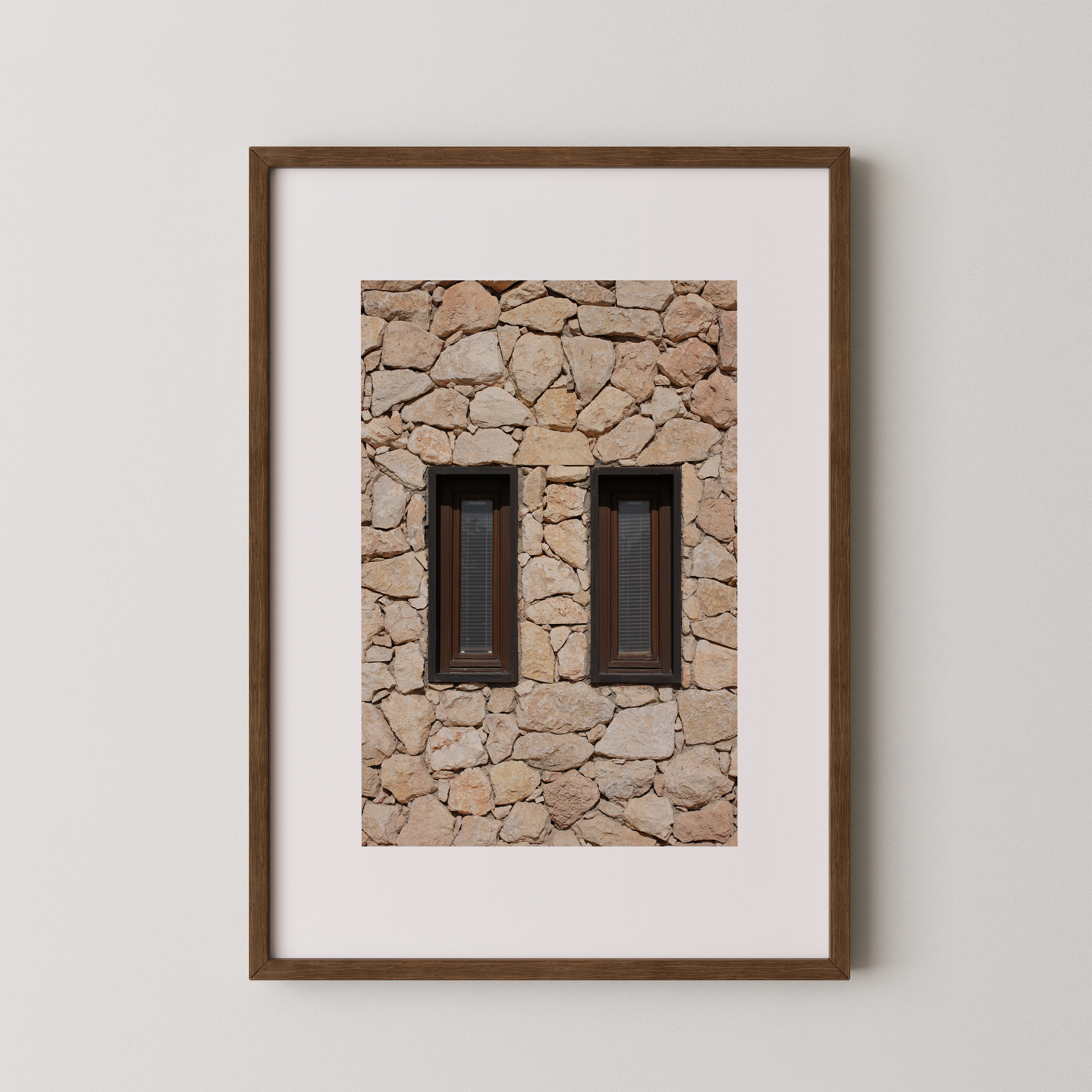 חלון במדבר צילום של דניאל ברלוט- The left Handed