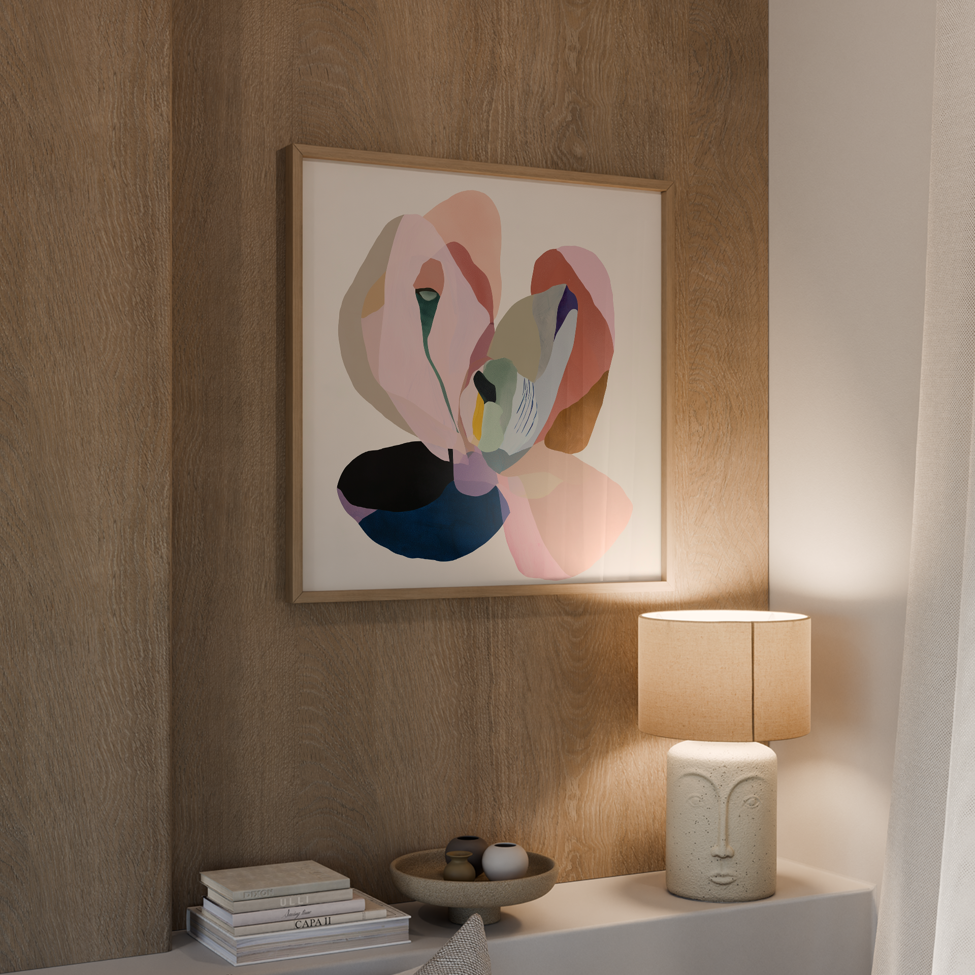 יצירת אמנות מודרנית ממוסגרת בשם Silva בגוונים רכים של ורוד, חום, כחול וירוק, עם קומפוזיציה אורגנית וקווים עדינים, מוצגת על קיר בהיר.