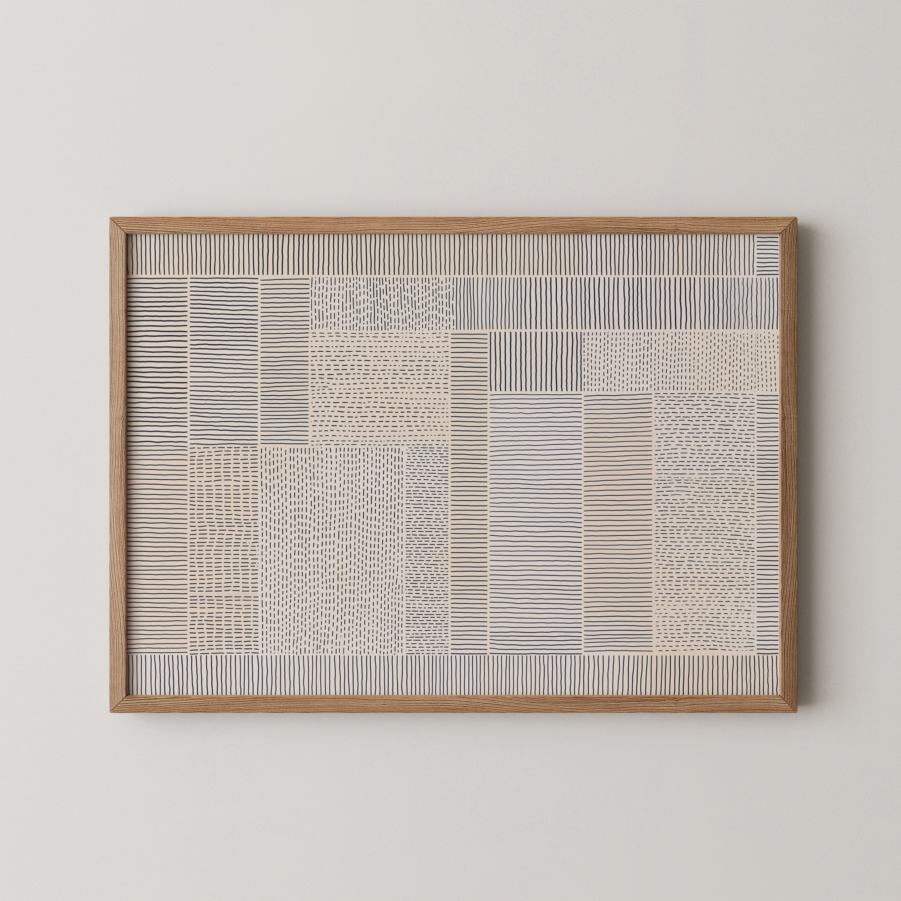 הדפס אמנות מינימליסטי בשם Lunvian עם קווים וטקסטורות עדינות בגווני בז’ ואפור במסגרת עץ טבעי.