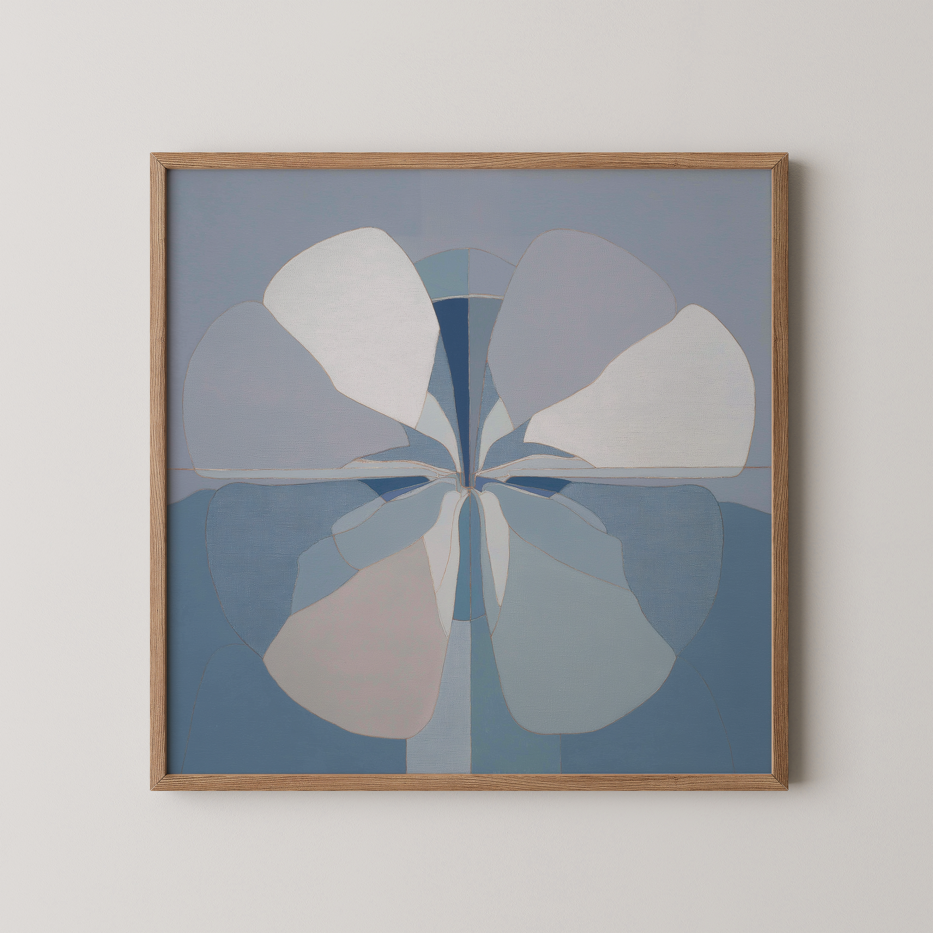 יצירת אמנות מופשטת בשם Azmara בגווני כחול, תכלת ולבן שבור, קומפוזיציה סימטרית המזכירה פרח פתוח במסגרת עץ אלון טבעי