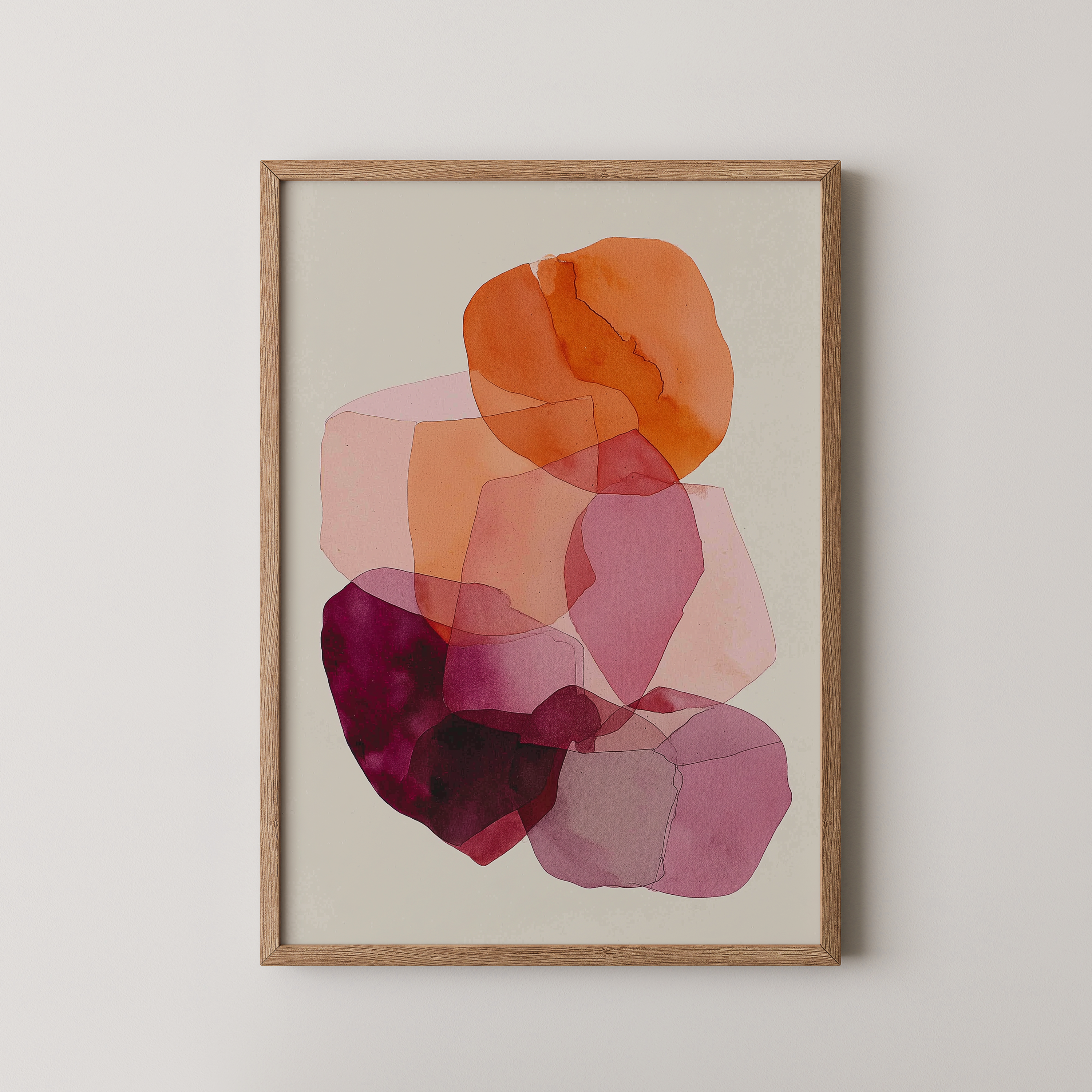 הדפס אמנותי מופשט בשם Solune עם שכבות צבע ורוד, בורדו וכתום על רקע בהיר, בעיצוב רך ומינימליסטי
