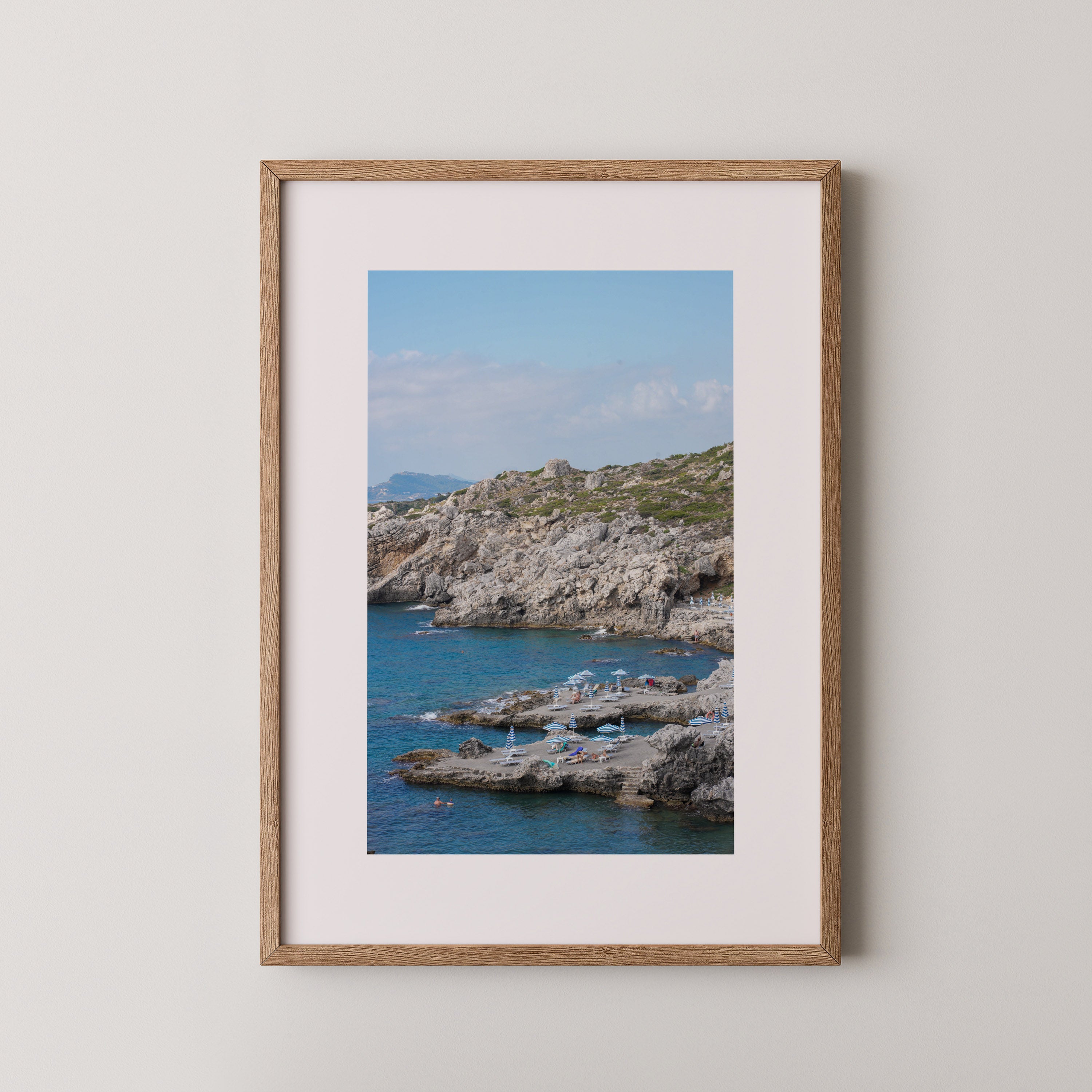 Between The Cliffs | Danielle Barlot