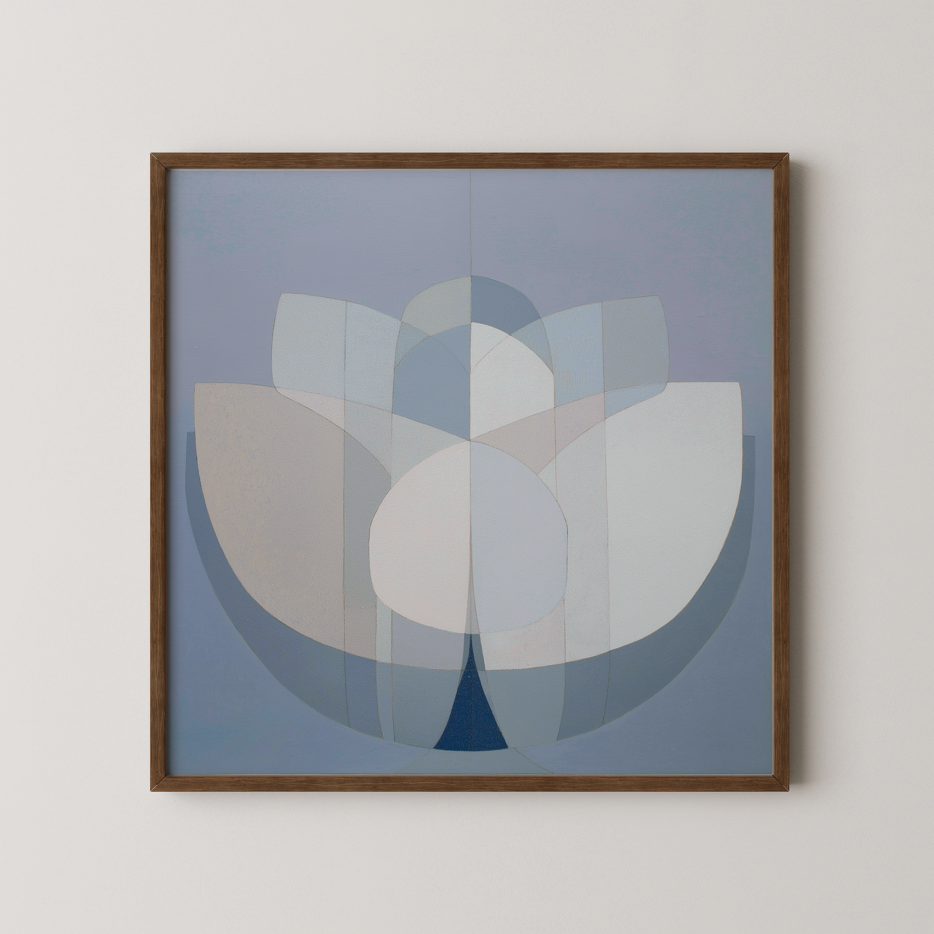 Azmielle – יצירה גאומטרית בגווני כחול ואבן עם קומפוזיציה פרחית סימטרית במסגרת עץ אלון