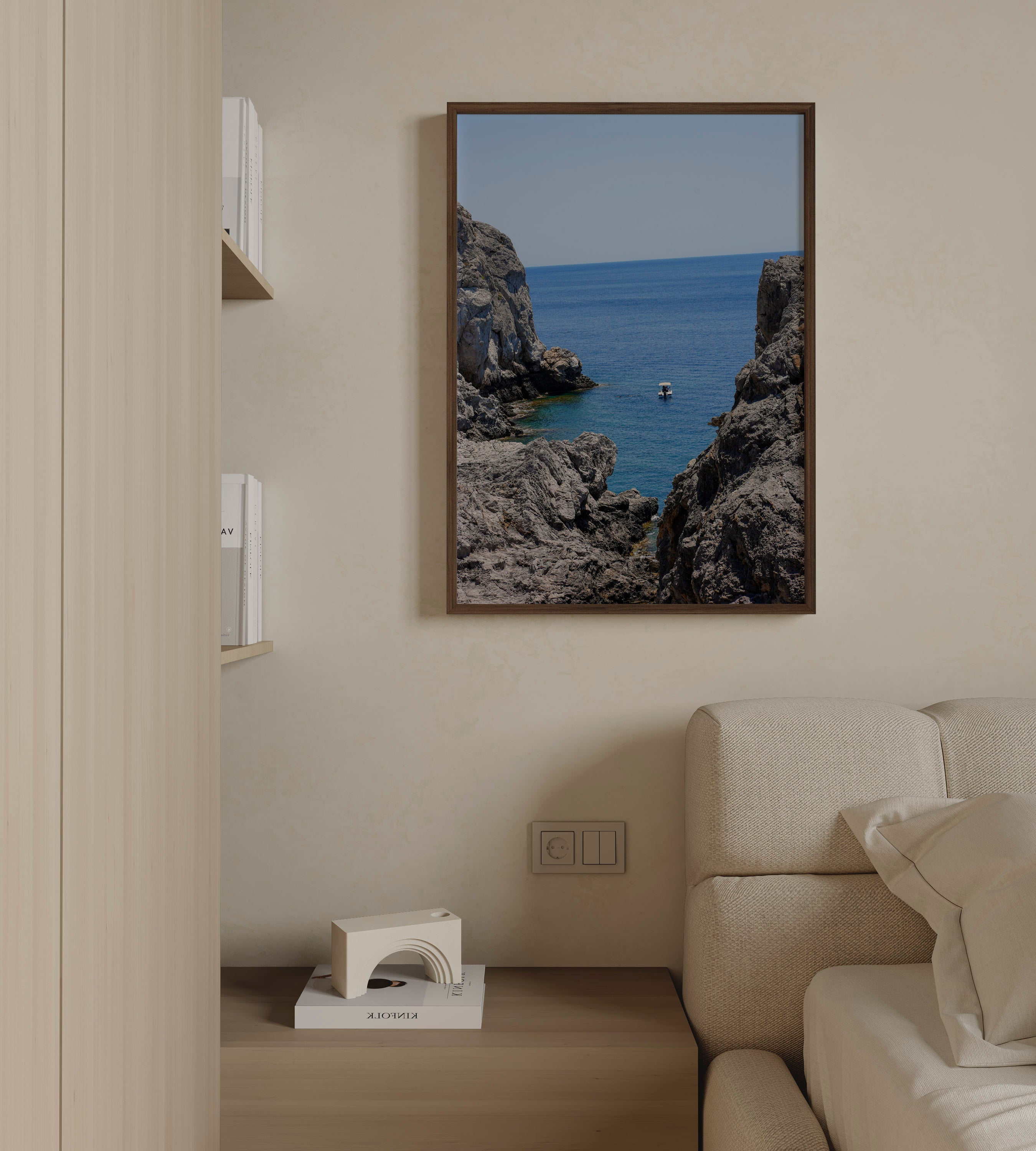 Stone & Sea – צילום Fine Art של מצוקי אבן וים כחול ברודוס, יוון, מאת Danielle Barlot.