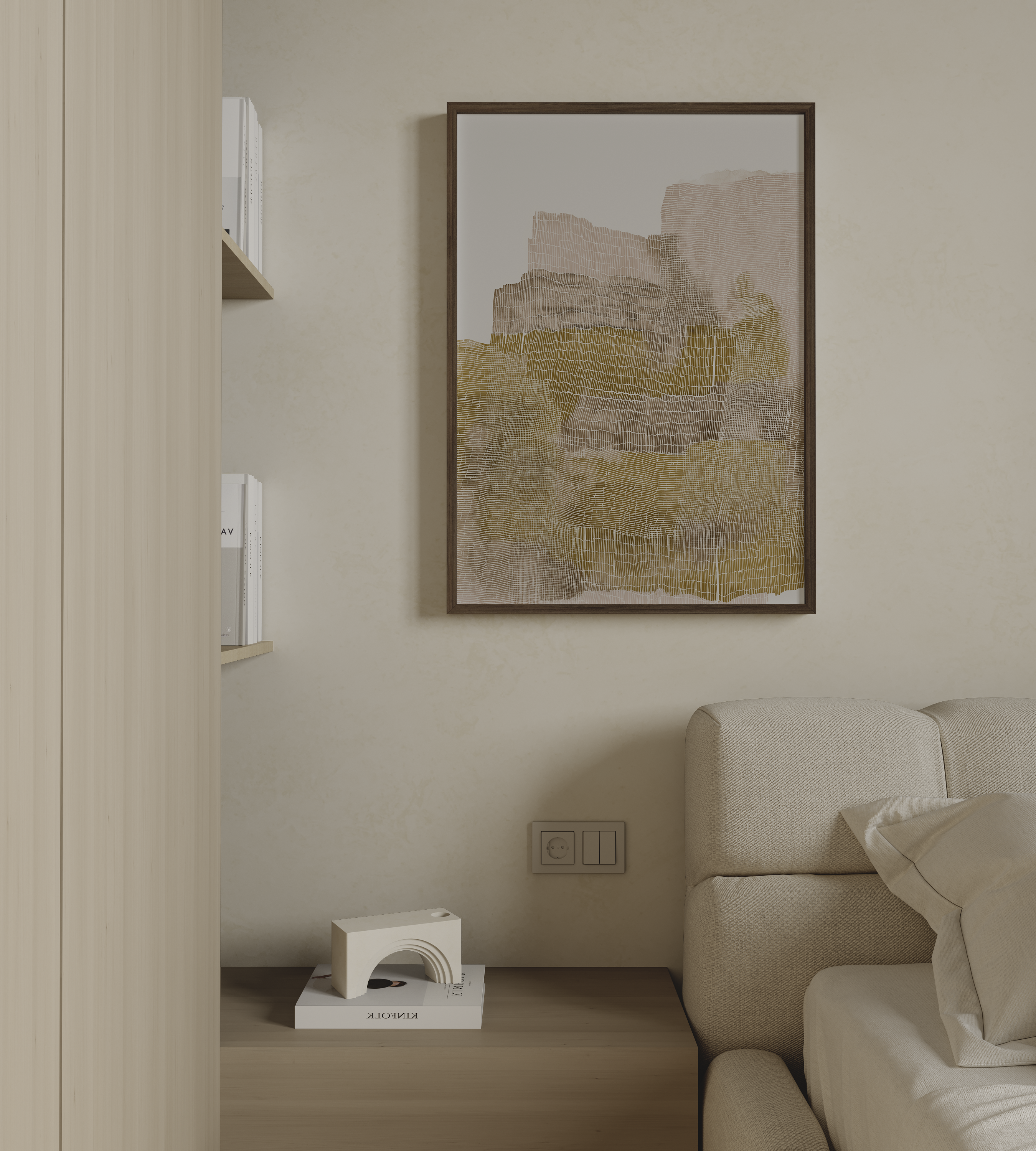 Arvane – יצירת אמנות מופשטת בגווני חרדל, בז’ וחמרה עם קווים צפופים ותנועה שכבתית במסגרת עץ טבעי.