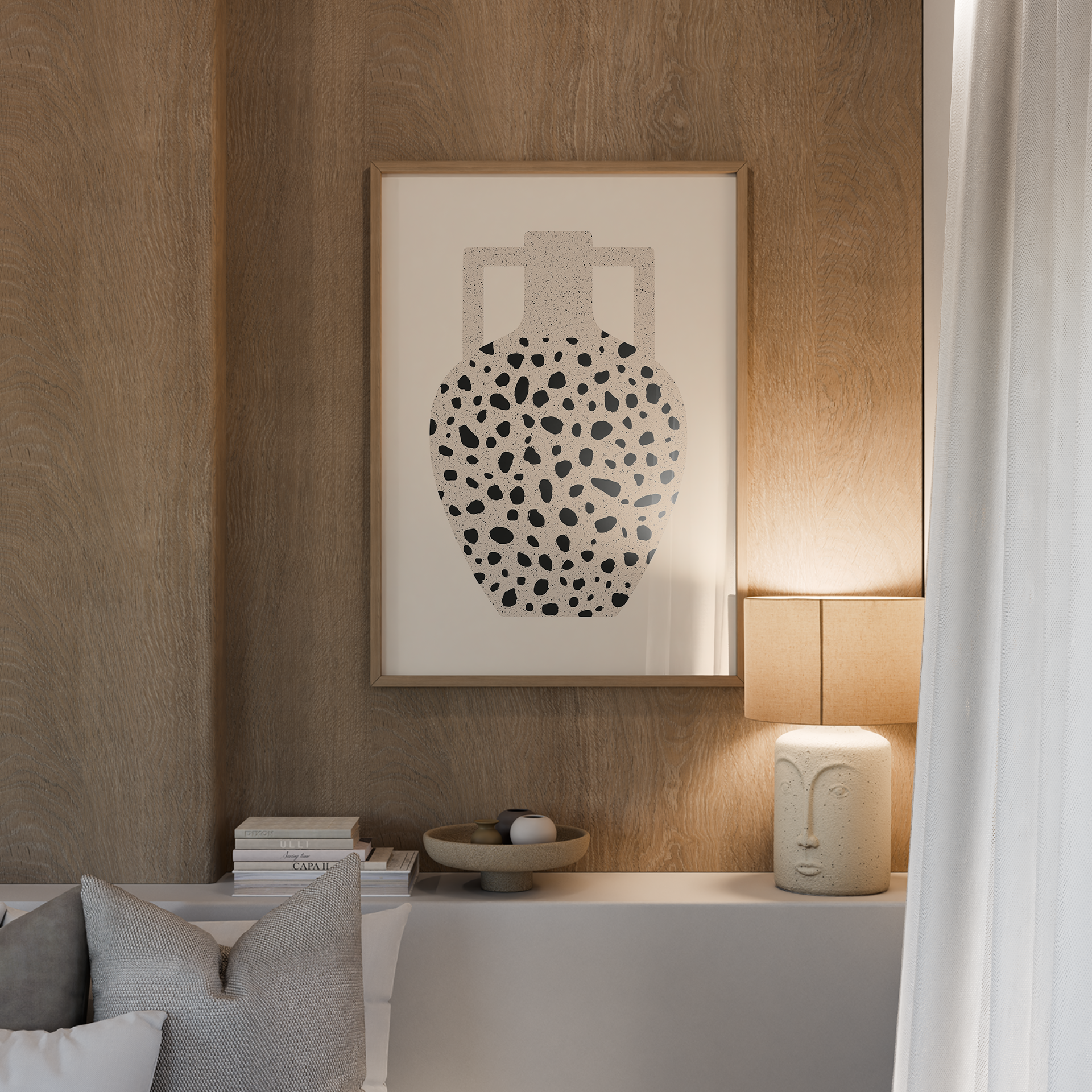הדפס אמנותי מינימליסטי בהשראת כלי חרס, בעיצוב נקי וטקסטורה עדינה. יצירה שקטה ועל־זמנית לחללים מודרניים מבית Trausi+Tosh.