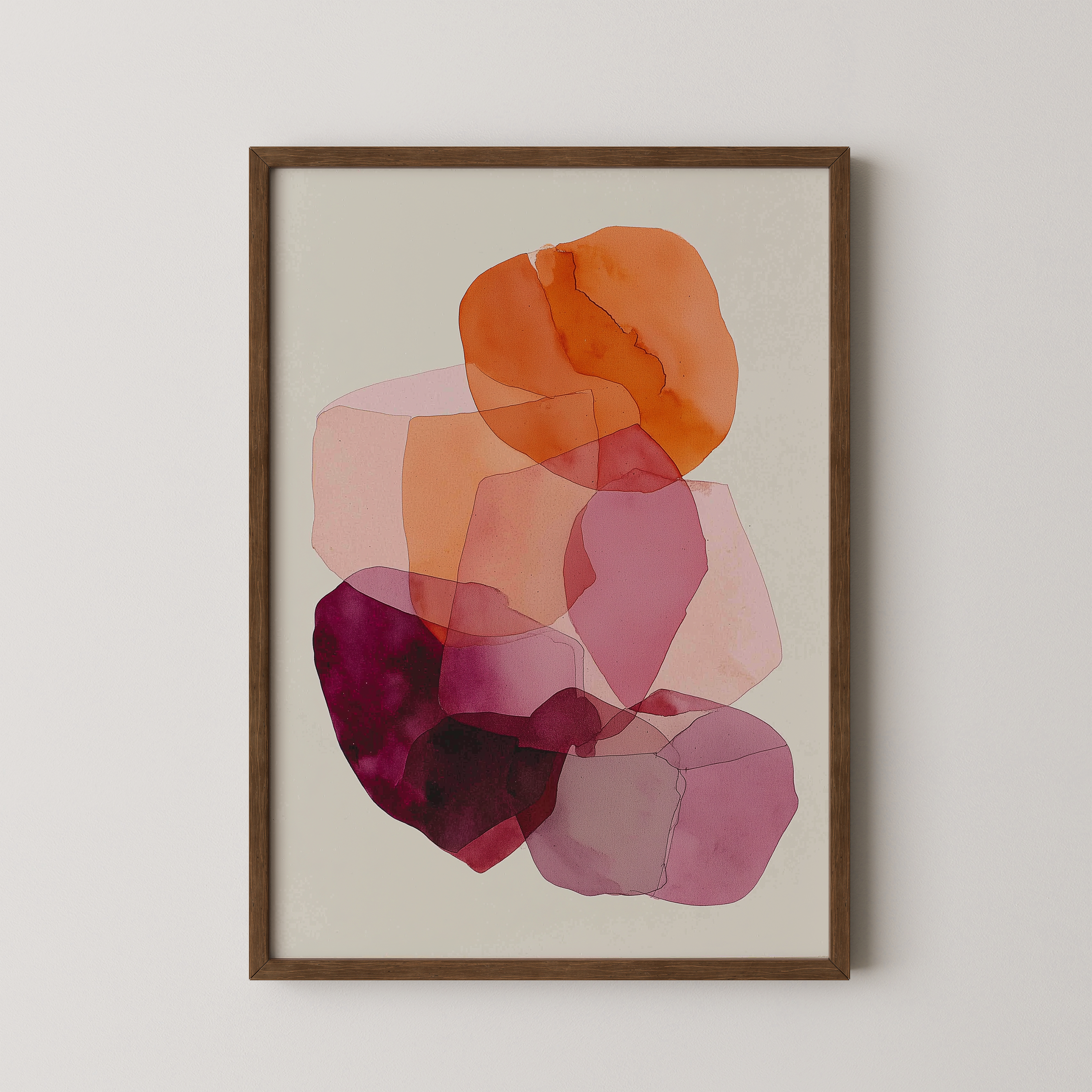 הדפס אמנותי מופשט בשם Solune עם שכבות צבע ורוד, בורדו וכתום על רקע בהיר, בעיצוב רך ומינימליסטי