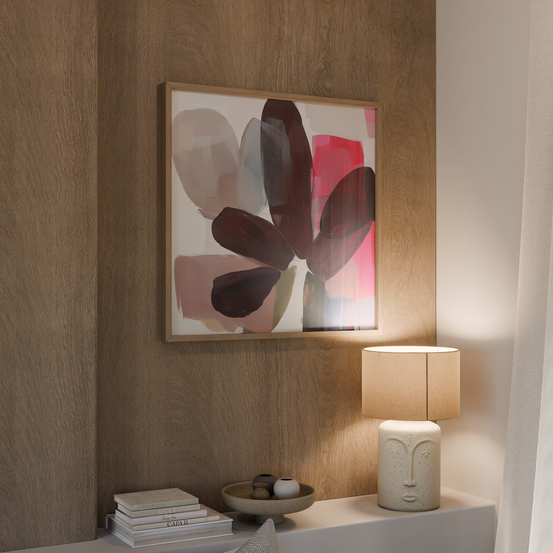 יצירה מופשטת פרחונית בגווני ורוד עמוק, חום וניוד במסגרת עץ טבעי על קיר בהיר